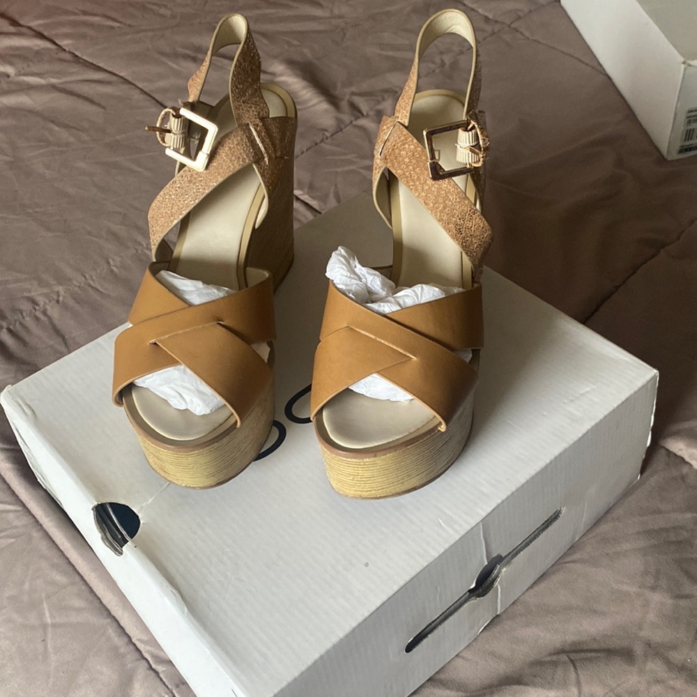 Aldo Wedges
